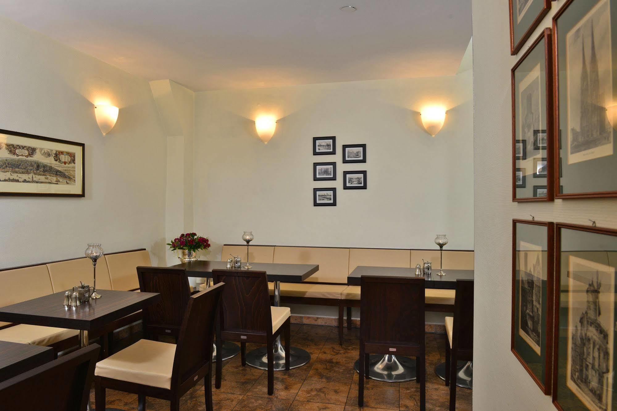 קלן Hotel Domstern מראה חיצוני תמונה